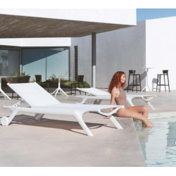 Set of 4 Sun Loungers Africa Vondom sunbathing