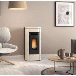 Fogão a pellets ventilado La Nordica Extraflame Klaudia 8kW Ivory Fogão a pellets ventilado La Nordica Extraflame Klaudia 8kW Ivory