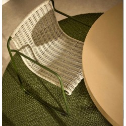 Cadeira Arvin Swirl em tecido chenille bege e pernas de madeira de carvalho VeryForma