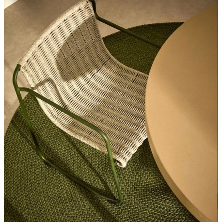 Sedia Arvin Swirl in tessuto ciniglia beige e gambe in legno di rovere VeryForma